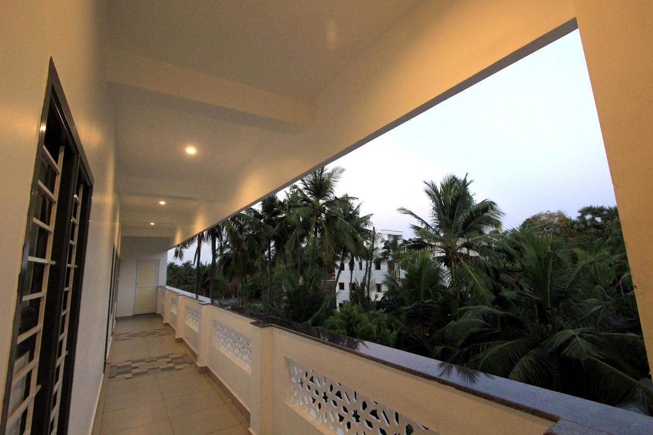 Wind Chimes Hotell Kuilapalayam Exteriör bild